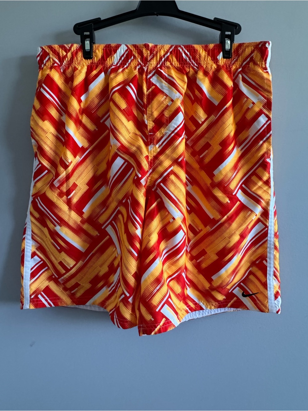 Nike Swim Trunks XL Red Orange Geometric Print 9” Inseam Shorts